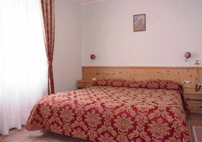 Albergo Eden Passo del Tonale Zewnętrze zdjęcie