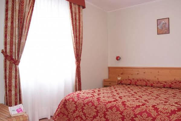 Albergo Eden Passo del Tonale Zewnętrze zdjęcie